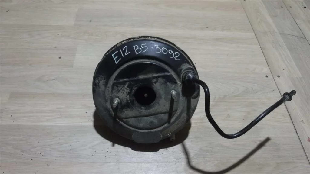 Усилитель тормозов вакуумный Toyota Corolla IX (2000—2004)