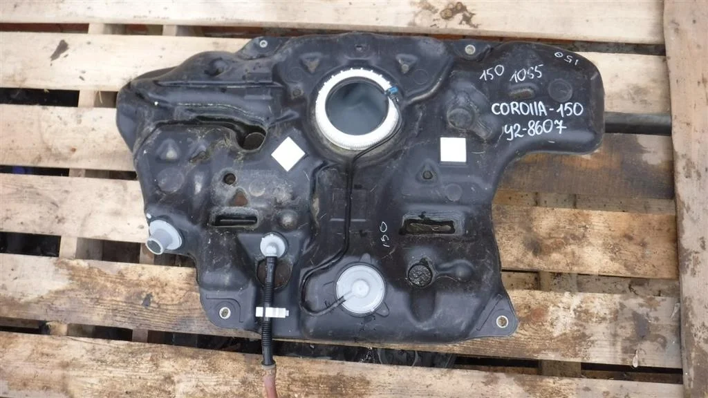 Бак топливный Toyota Corolla X (2006—2010)