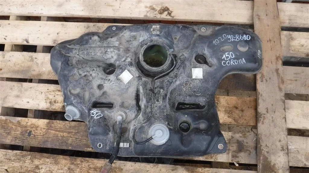 Бак топливный Toyota Corolla X (2006—2010)