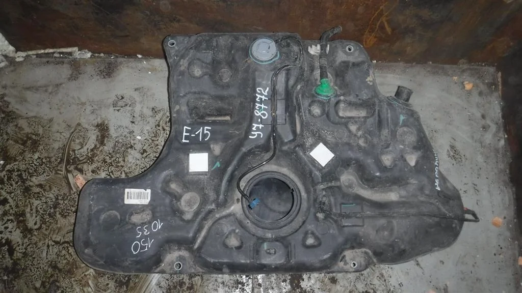 Бак топливный Toyota Corolla X (2006—2010)