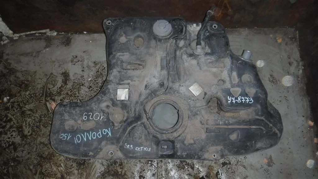 Бак топливный Toyota Corolla X (2006—2010)