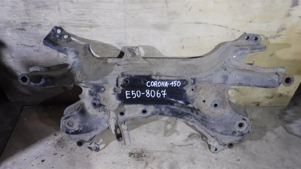 Балка подмоторная Toyota Corolla X (2006—2010)