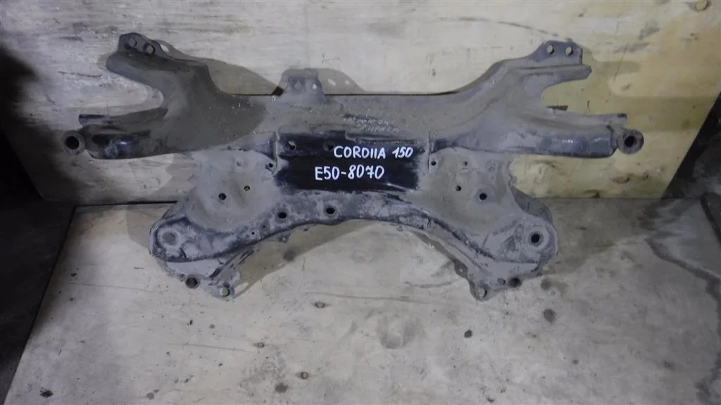 Балка подмоторная Toyota Corolla X (2006—2010)