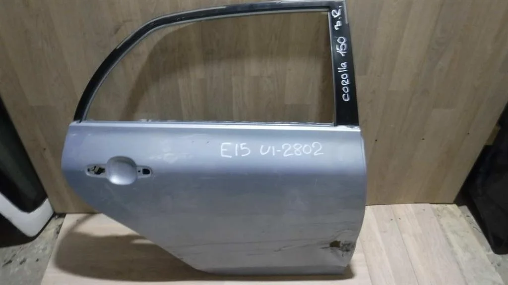 Дверь задняя правая Toyota Corolla X (2006—2010)