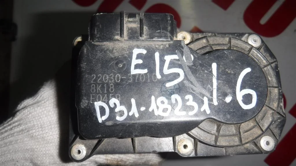 Заслонка дроссельная электрическая Toyota Corolla X (2006—2010)