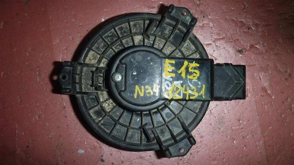 Моторчик печки Toyota Corolla X (2006—2010)