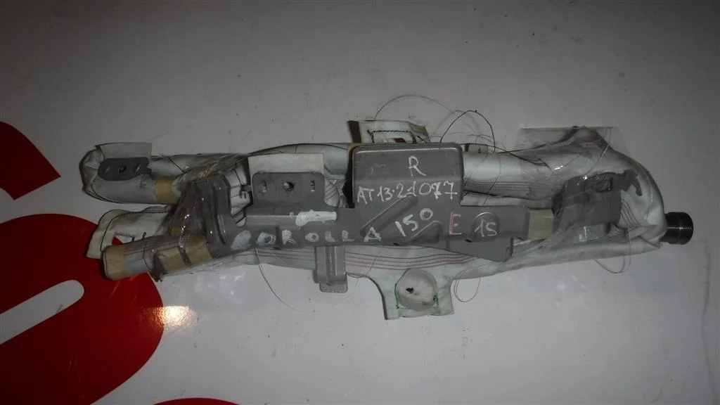 Подушка безопасности боковая (шторка) Toyota Corolla X (2006—2010)