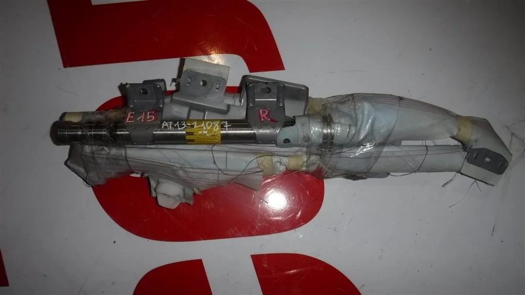 Подушка безопасности боковая (шторка) Toyota Corolla X (2006—2010)