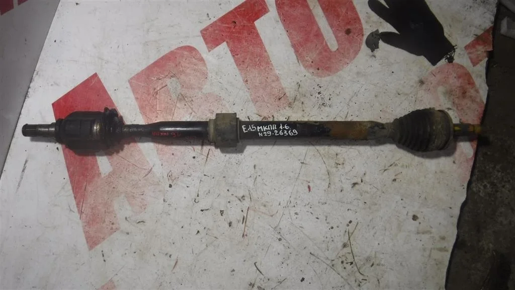 Полуось передняя правая Toyota Corolla X (2006—2010)