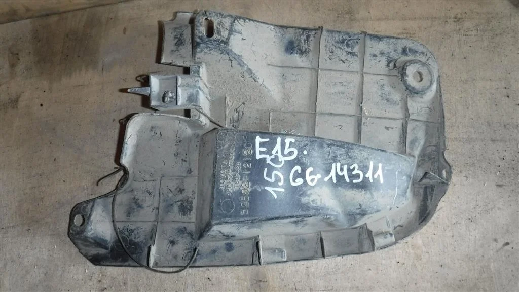 Пыльник (кузов наружные) Toyota Corolla X (2006—2010)