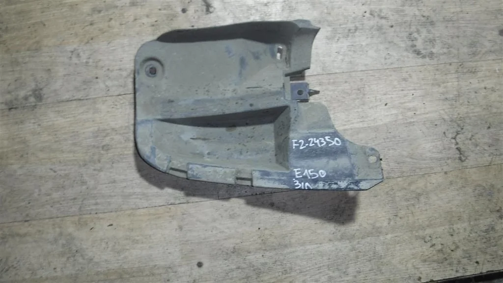 Пыльник (кузов наружные) Toyota Corolla X (2006—2010)