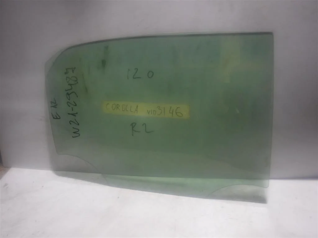 Стекло двери задней правой Toyota Corolla X (2006—2010)