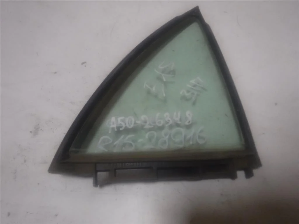 Стекло двери задней правой (форточка) Toyota Corolla X (2006—2010)