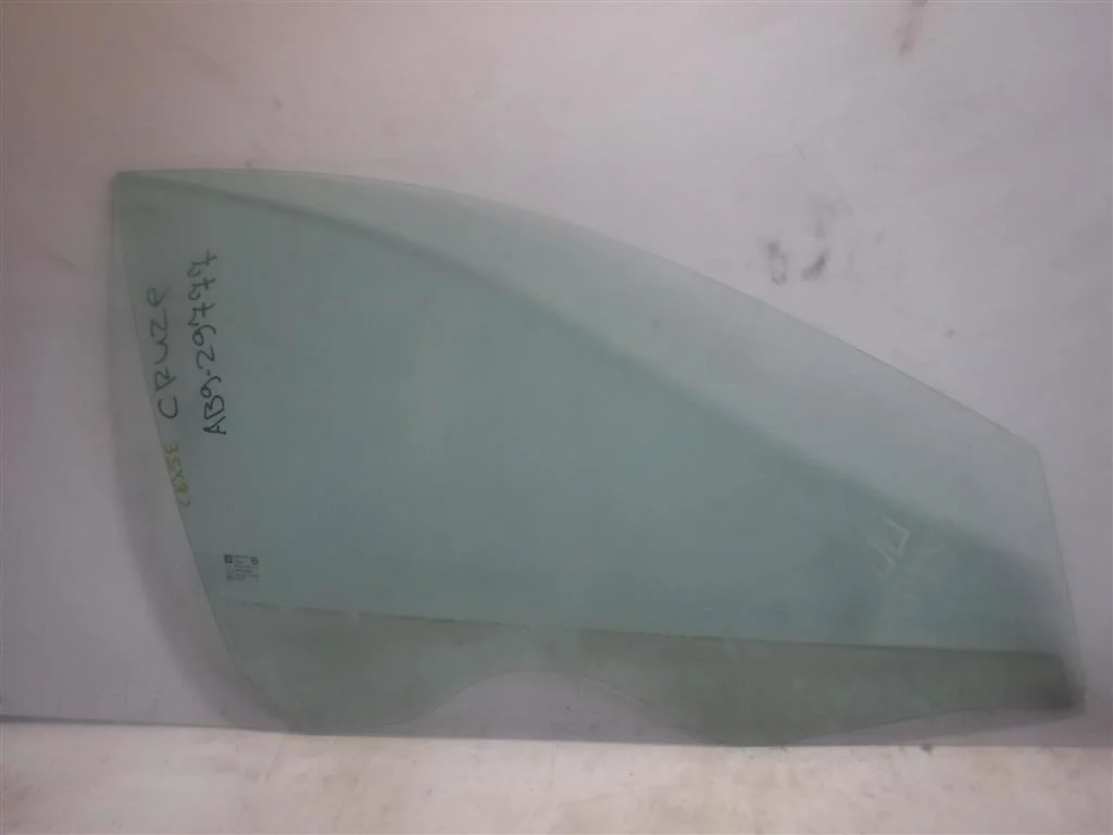 Стекло двери передней правой Chevrolet Cruze I (2009—2012)