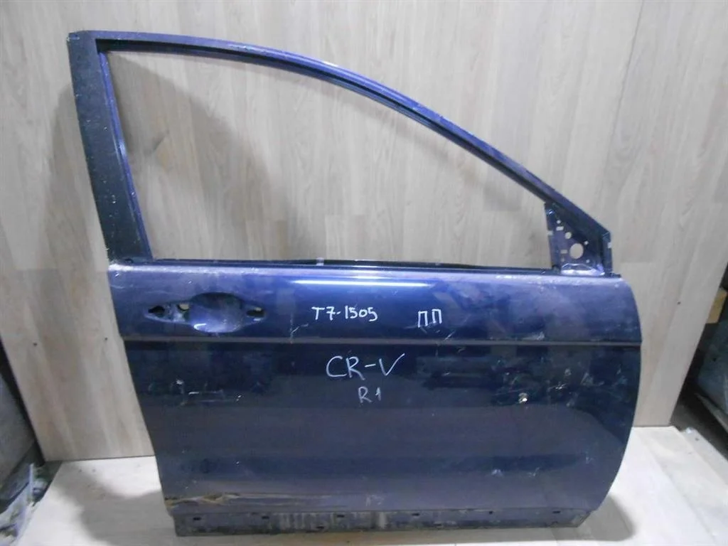 Дверь передняя правая Honda CR-V III (2006—2009)