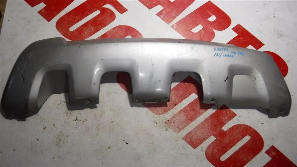 Накладка заднего бампера Renault Duster I (2010—2015)