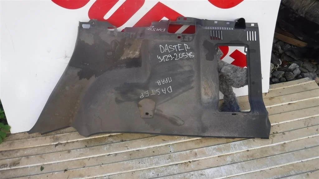 Обшивка багажника Renault Duster I (2010—2015)