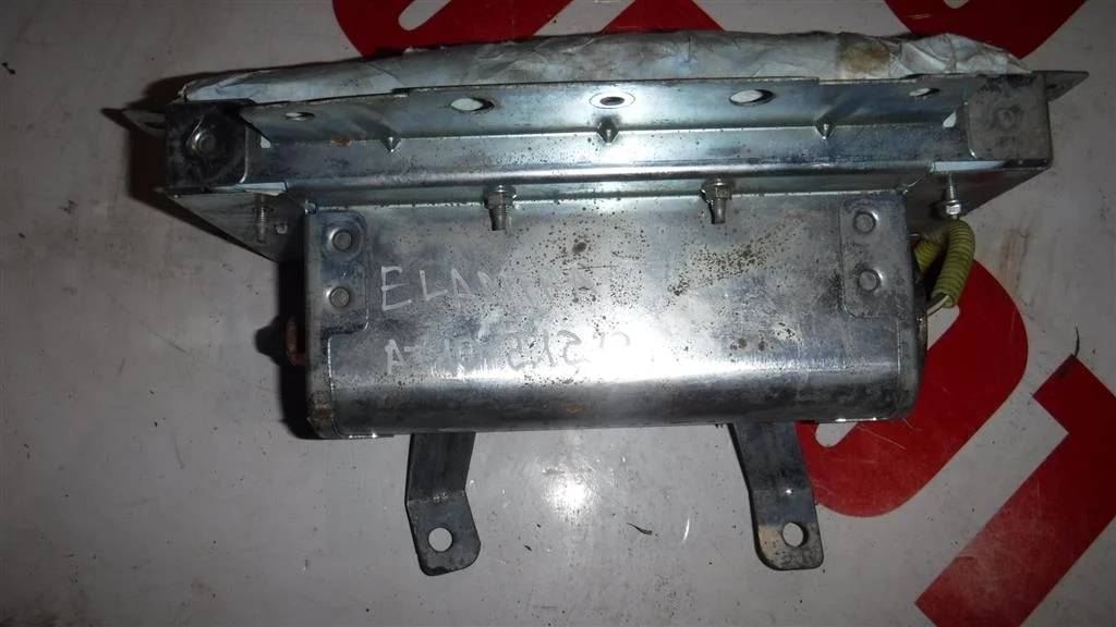 Подушка безопасности пассажирская (в торпедо) Hyundai Elantra III (2000—2003)