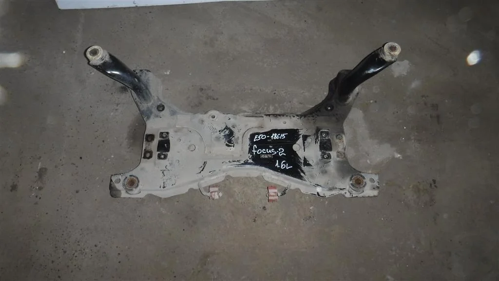 Балка подмоторная Ford Focus II (2005—2008)