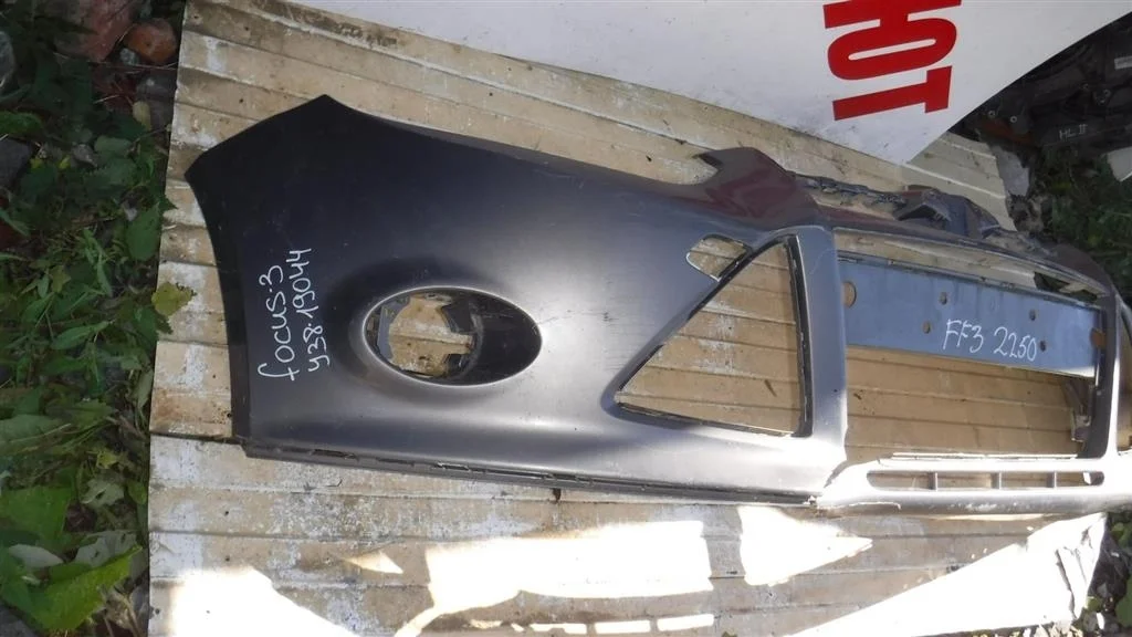 Бампер передний Ford Focus III (2011—2015)