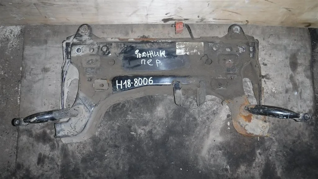 Балка подмоторная Ford Fusion I рестайлинг (2005—2012)