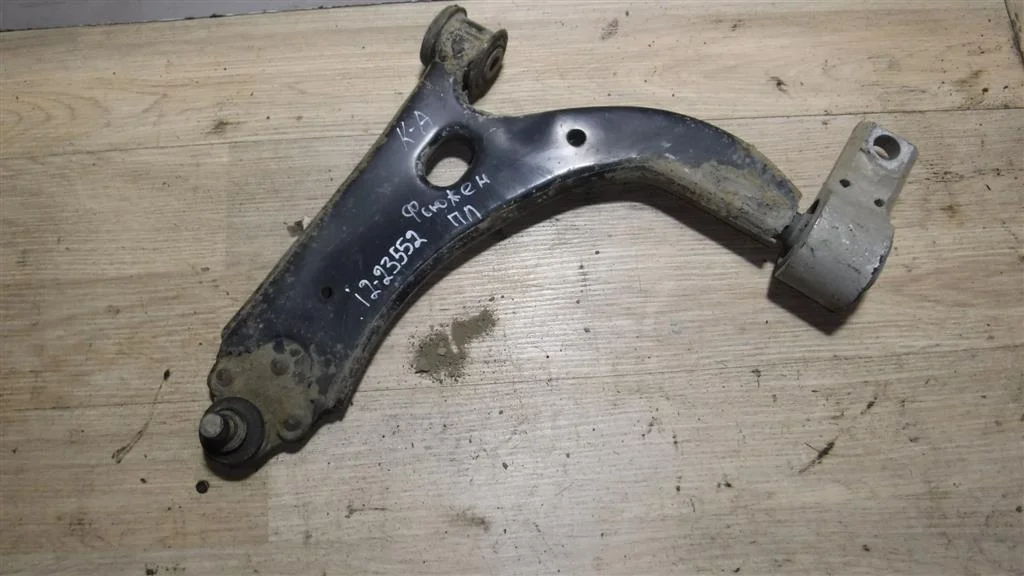 Рычаг передний левый Ford Fusion I рестайлинг (2005—2012)