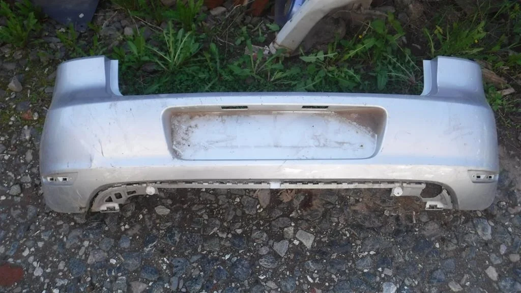 Бампер задний Volkswagen Golf Mk6 (2008—2012)