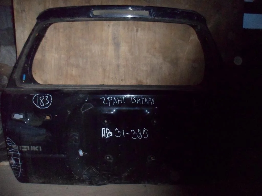 Дверь багажника Suzuki Grand Vitara II (2005—2008)