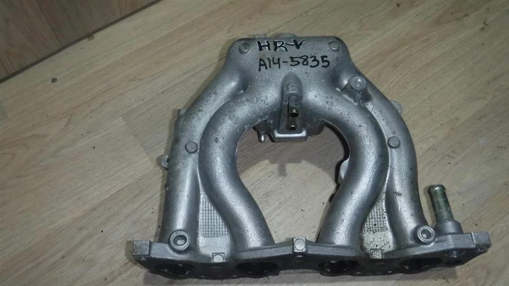 Коллектор впускной Honda HR-V GH (1998—2001)