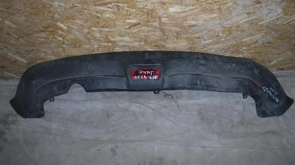 Юбка задняя Nissan Juke I (2010—2014)