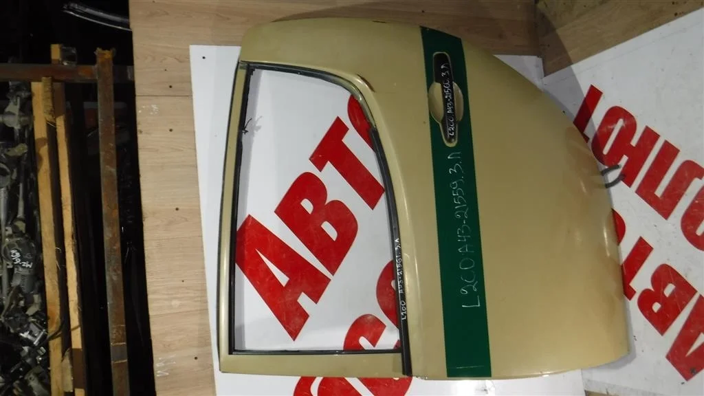 Дверь задняя левая Mitsubishi L200 IV (2006—2014)