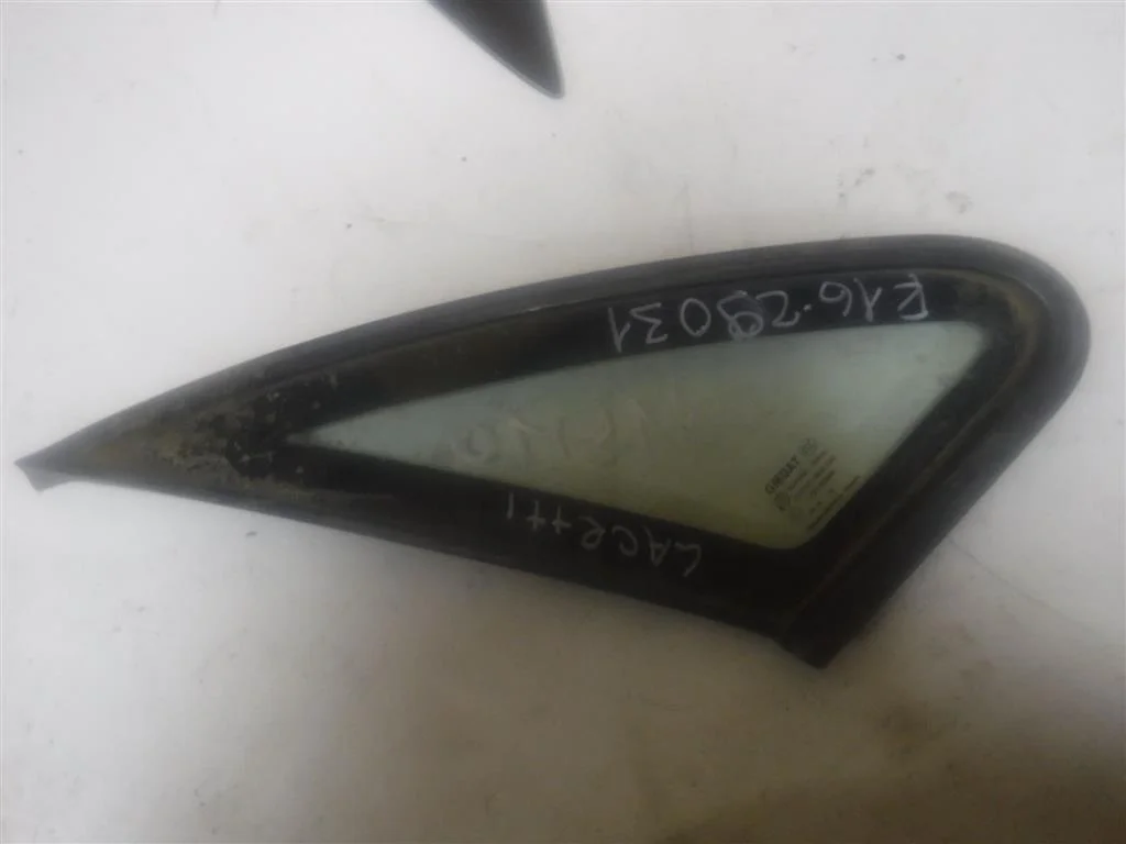 Стекло кузовное глухое левое Chevrolet Lacetti I (2004—2013)