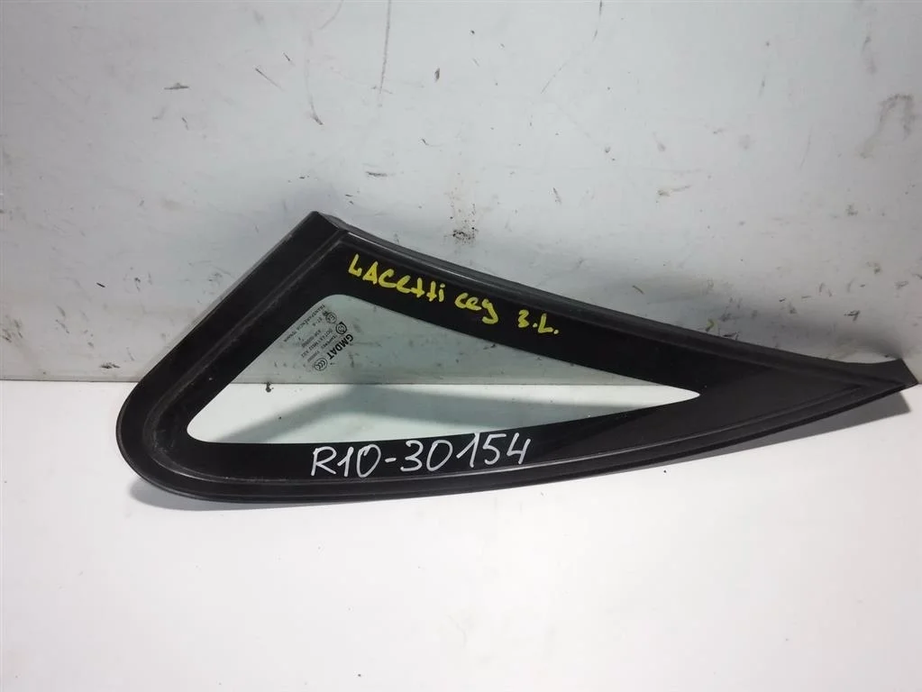 Стекло кузовное глухое левое Chevrolet Lacetti I (2004—2013)