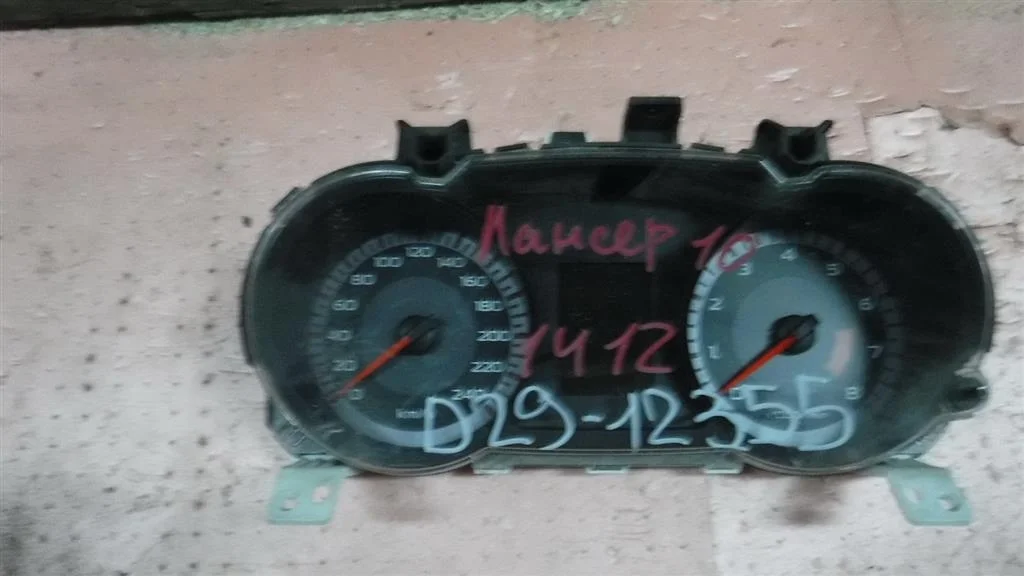 Панель приборов Mitsubishi Lancer X (2007—2010)