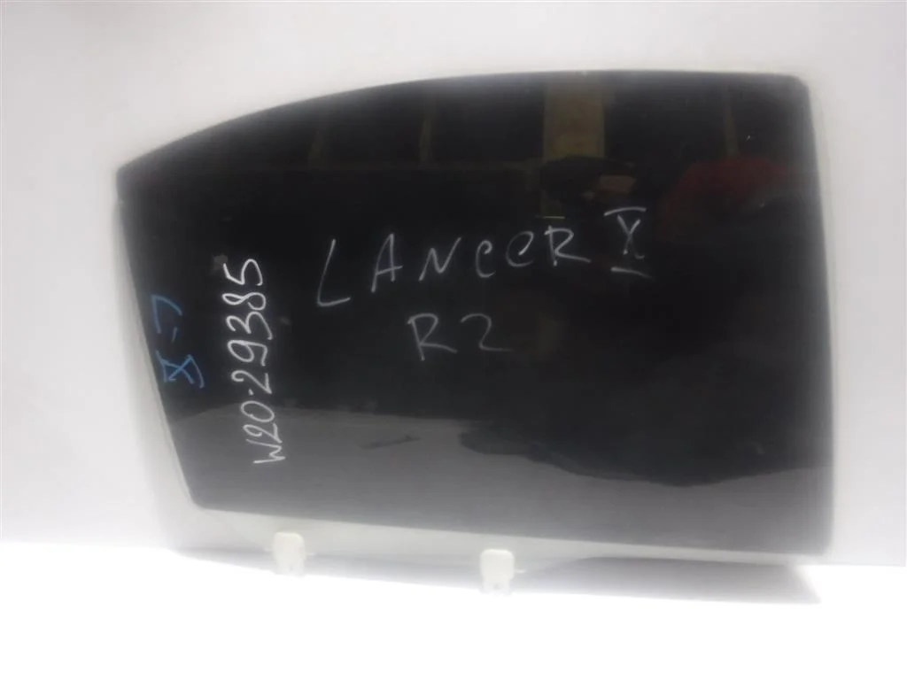 Стекло двери задней правой Mitsubishi Lancer X (2007—2010)