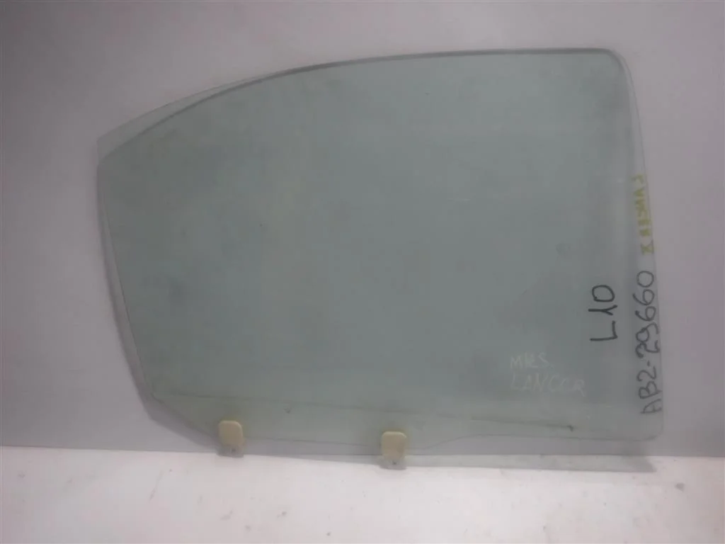 Стекло двери задней правой Mitsubishi Lancer X (2007—2010)