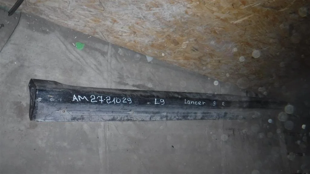 Накладка на порог (наружная) Mitsubishi Lancer IX (2000—2007)