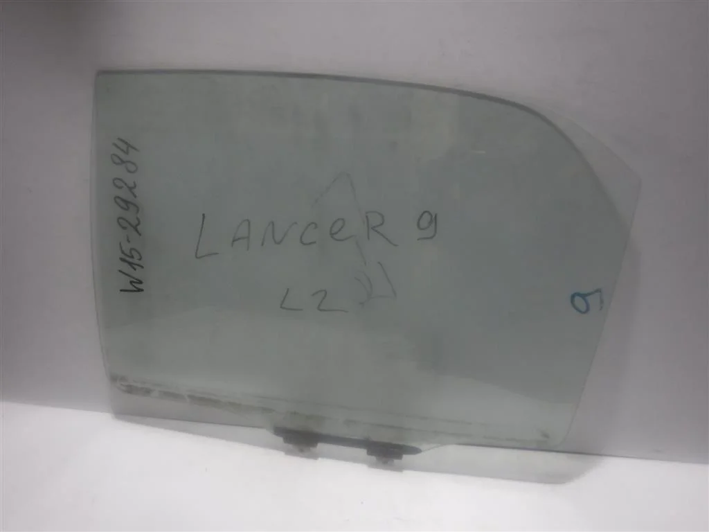 Стекло двери задней левой Mitsubishi Lancer IX (2000—2007)
