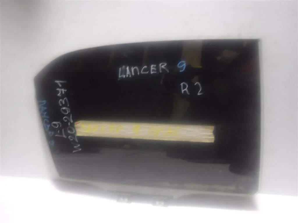 Стекло двери задней правой Mitsubishi Lancer IX (2000—2007)