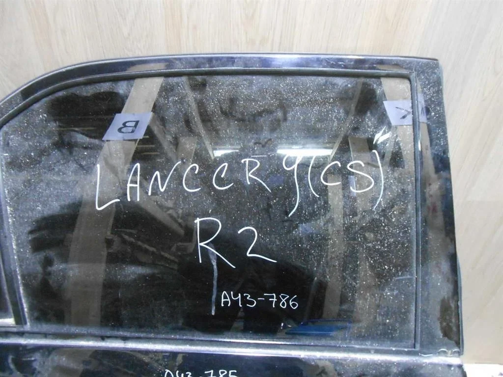Стекло двери задней правой Mitsubishi Lancer IX (2000—2007)