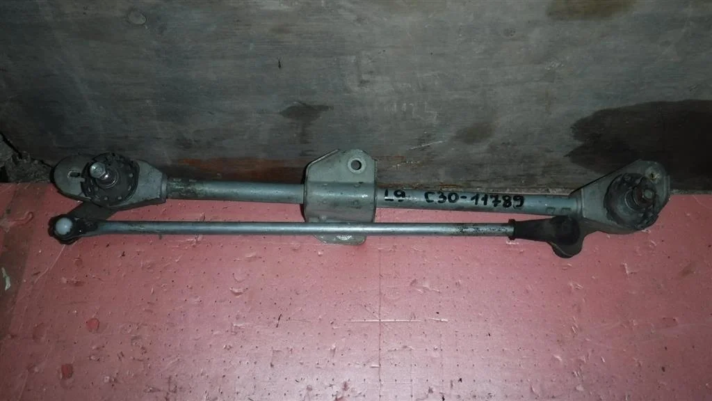 Трапеция стеклоочистителей Mitsubishi Lancer IX (2000—2007)