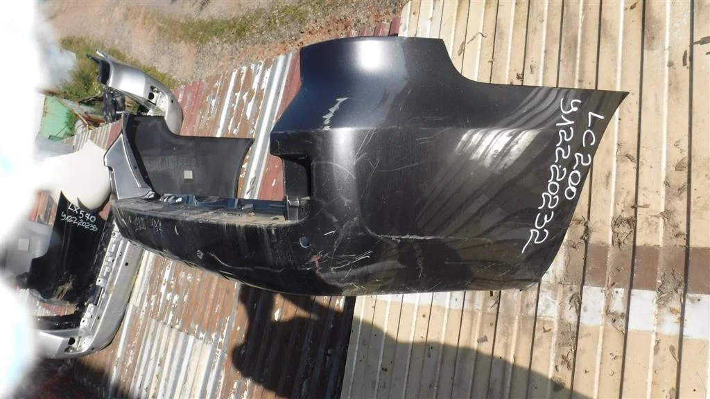 Бампер задний Toyota Land Cruiser 200 (2007—2012)