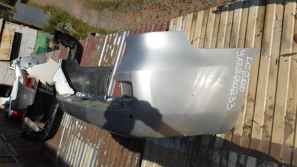 Бампер задний Toyota Land Cruiser 200 (2007—2012)