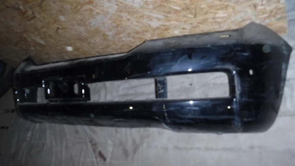 Бампер передний Toyota Land Cruiser 200 (2007—2012)