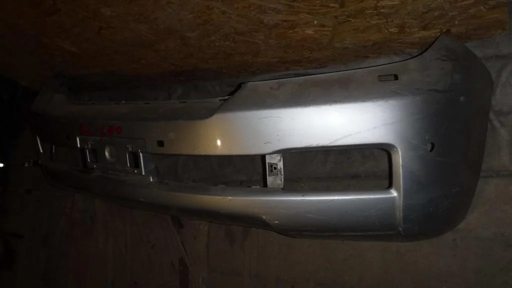 Бампер передний Toyota Land Cruiser 200 (2007—2012)