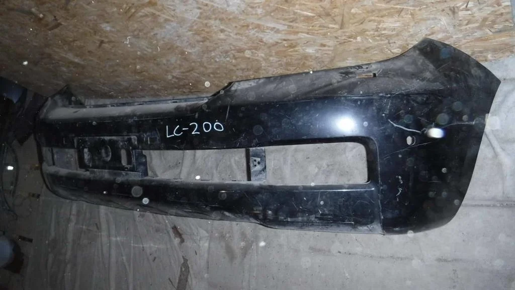 Бампер передний Toyota Land Cruiser 200 (2007—2012)