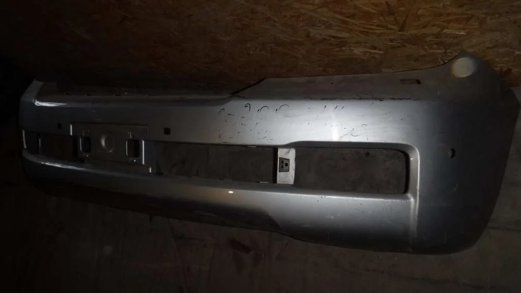 Бампер передний Toyota Land Cruiser 200 (2007—2012)