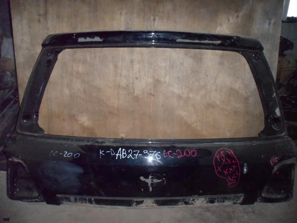 Дверь багажника верхняя Toyota Land Cruiser 200 (2007—2012)