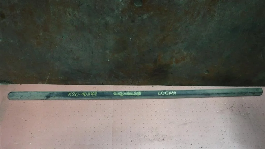 Молдинг передней левой двери Renault Logan I (2004—2009)