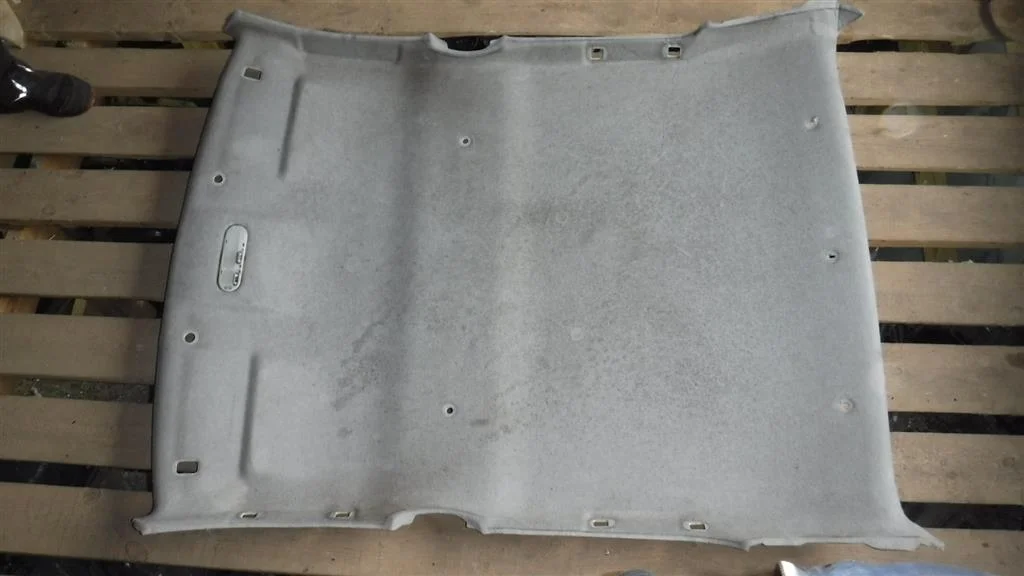 Обшивка потолка Renault Logan I (2004—2009)